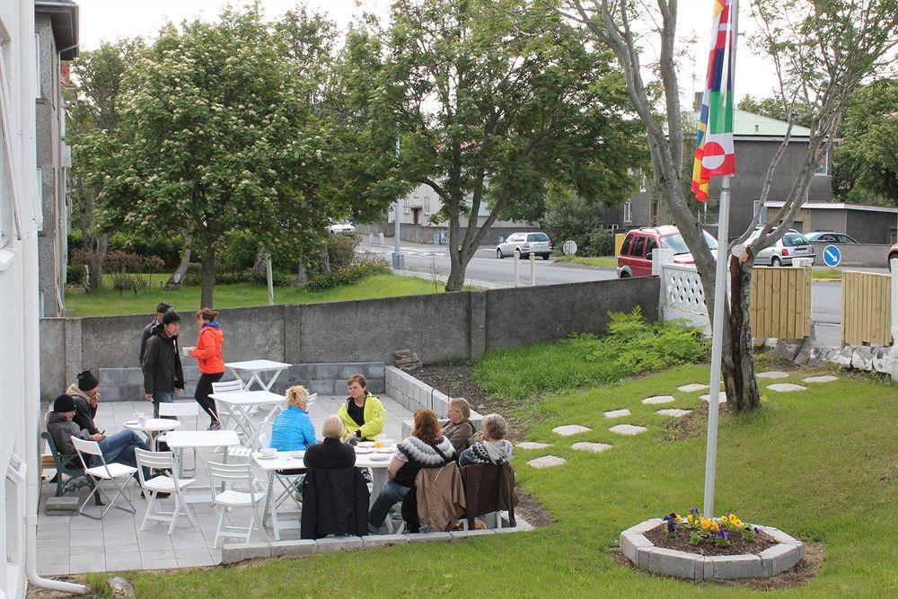 Reykjavik Hostel Village Exterior photo